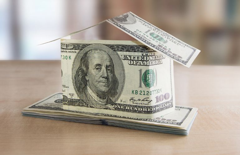 Posiadlosc.com – Koszt oczekiwania na obniżkę stóp procentowych kredytów hipotecznych